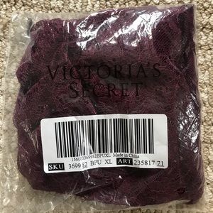 Victoria Secret Chantilly Lace Plunge Teddy Maroon